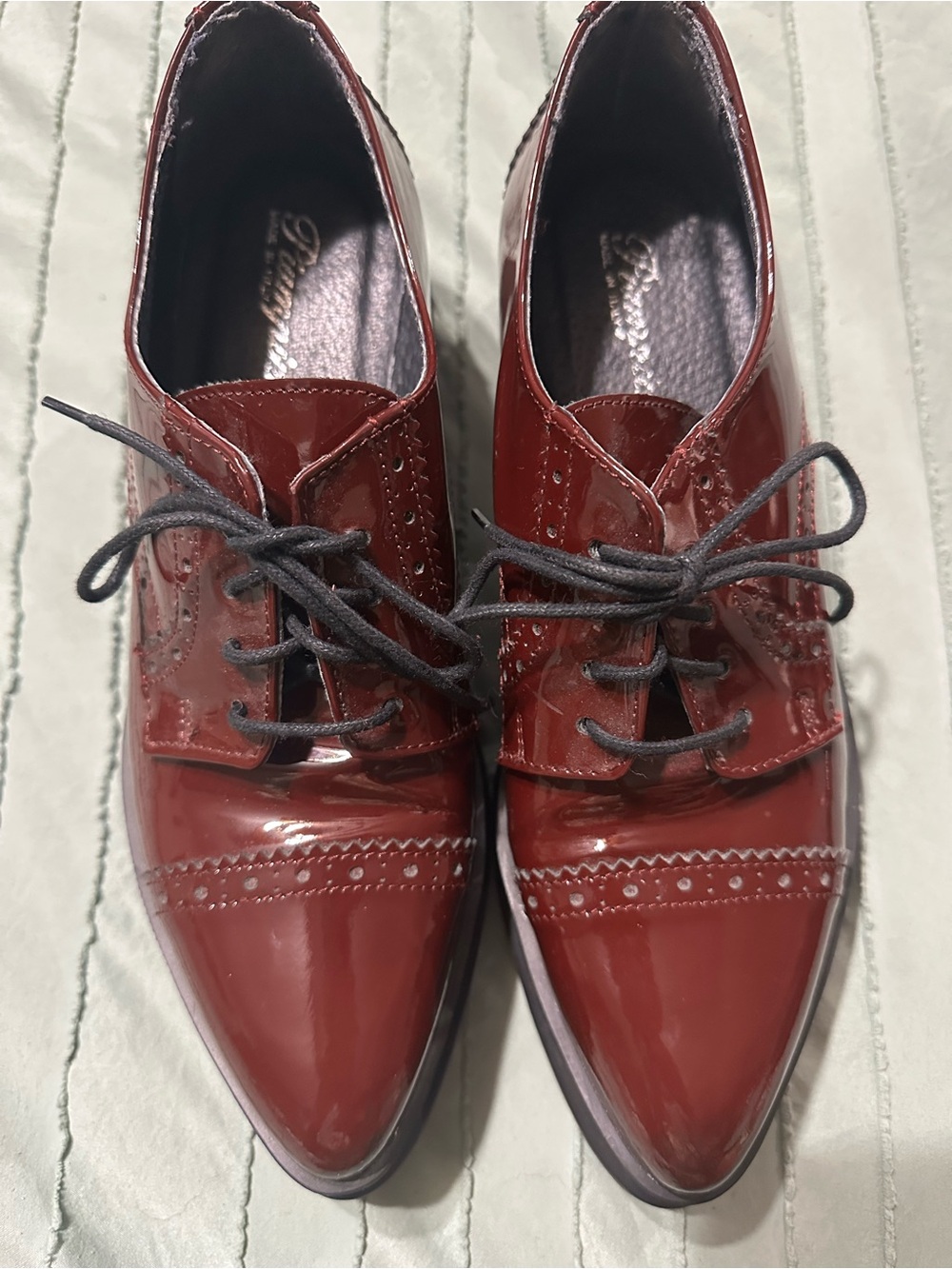 Piampiani Patent Leather Oxford Lace-Up Shoes in Burgundy